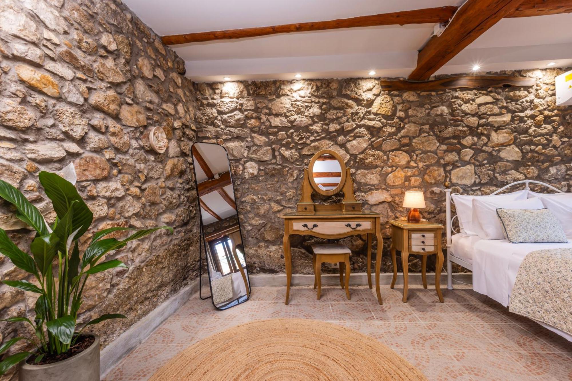 The Stone Suite Moraitika Eksteriør billede